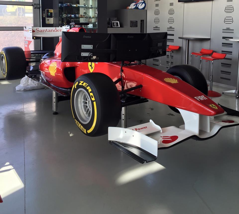 animation-location-simulateur-f1-scuderia-ferrari